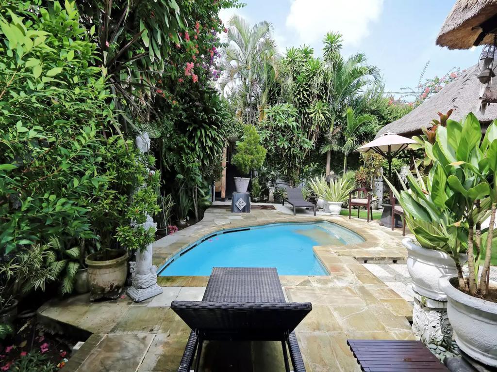 Villa Riddi Seminyak Buitenkant foto
